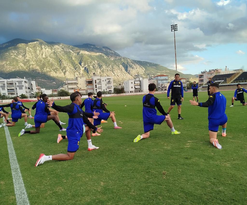 ARIS__FC's tweet photo. 🟡⚫⚽

#ARISFC
#training https://t.co/ecrMPeVtBV