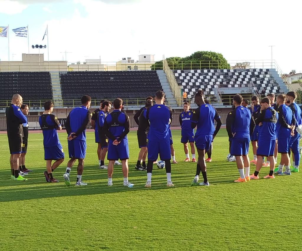 ARIS__FC's tweet photo. 🟡⚫⚽

#ARISFC
#training https://t.co/ecrMPeVtBV