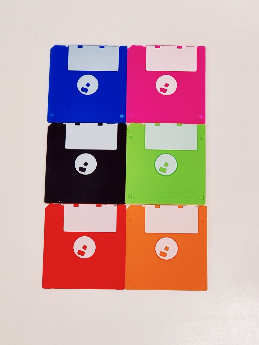 MuseumComputing's tweet image. A new addition to our museum shop are these great floppy disk coasters. A colourful pack of 6 silicone coasters that will bring a retro touch of class to any gaming room. Pick them up from our museum shop for only £10 per pack!
#Retro #gaming #mugoftea