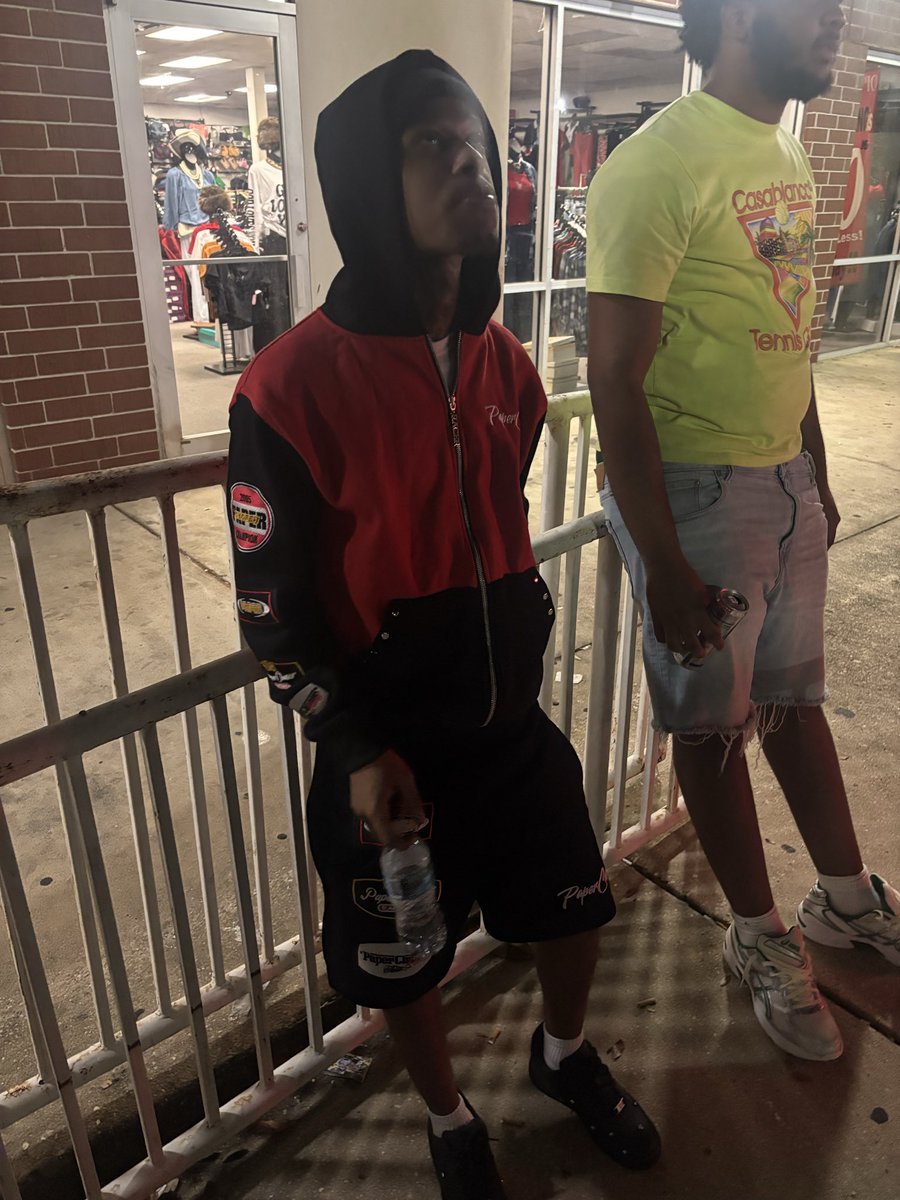 ypcdee_'s tweet photo. Be cool 💧 https://t.co/GKLZSLzocz