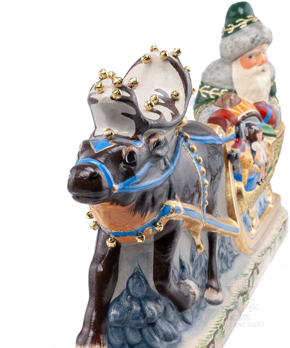 Back in stock, the piece that makes a statement: Large Embellished Santa in Golden Sleigh! The embellished version of the Large Santa in Sleigh features Santa in his sleigh being pulled by his most cherished reindeer.

valfa.com/shop/vaillanco…