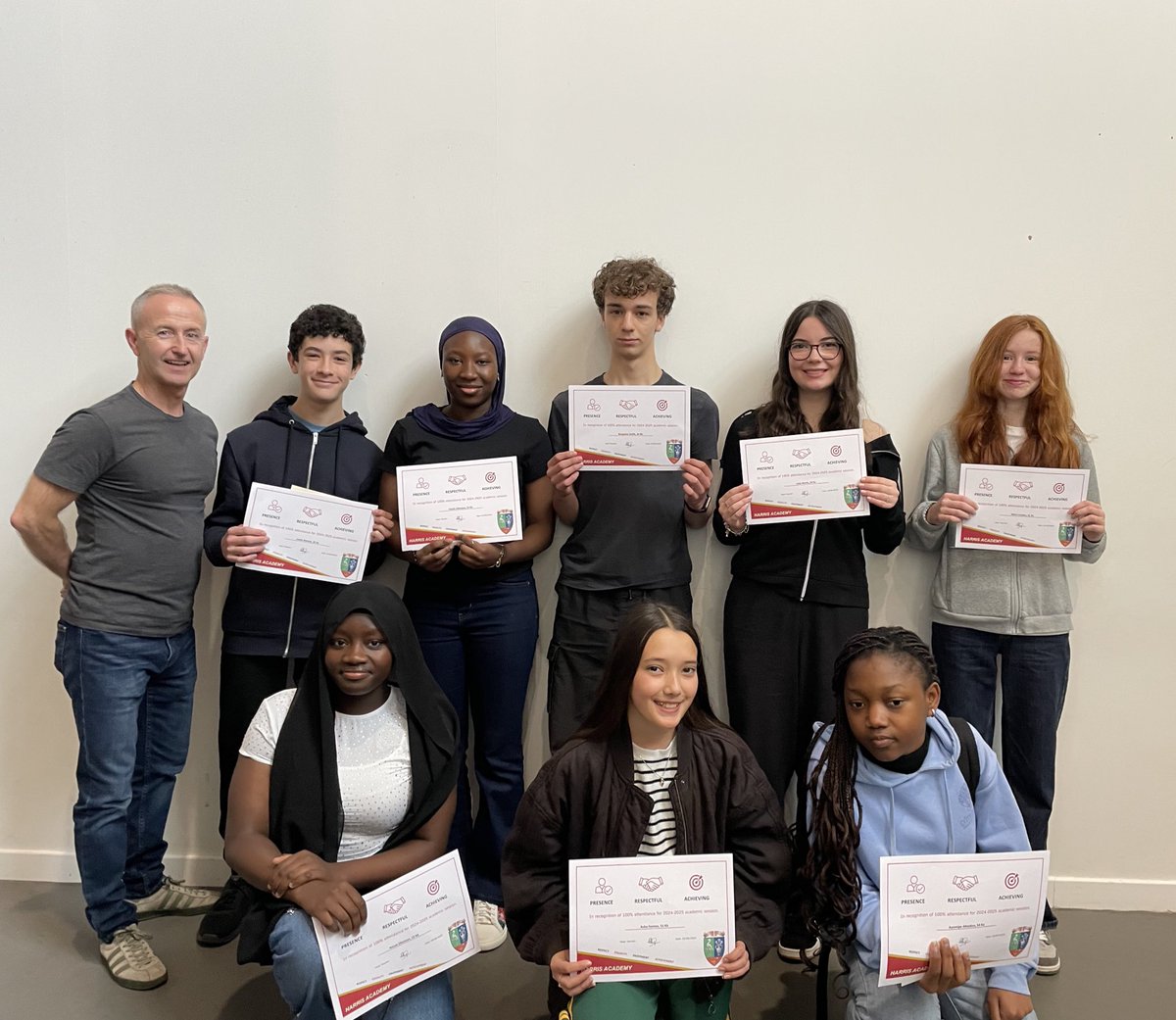 Congratulations to the 8 young people from kinloch for achieving 100% attendance last academic term 👏👏. 

Amazing effort from all of you!! not forgetting all the pupils who also achieved 95% attendance. 

Hope you all have an amazing  October holiday! 💙