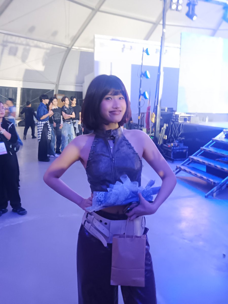 aloi_salceda's tweet image. Nak&apos; picturan kita jan😅
@angelahermoso__ 

#PPOPMusicCultureCaravan #PMCC #PPOPTourismo #Intramuros #IApassport #PPOPConcert
@PMCC_2025