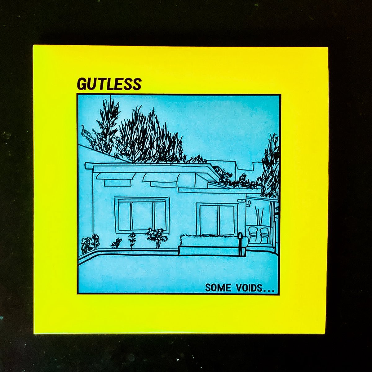 IT’S BANDCAMP FRIDAY!! We still have leftover shirts, cassette tapes and CDs from our show up for sale! And you can also still download all of our music! Support the Gutless retirement fund! Find the link in the you-know-what

📸: Jeremy McGuire