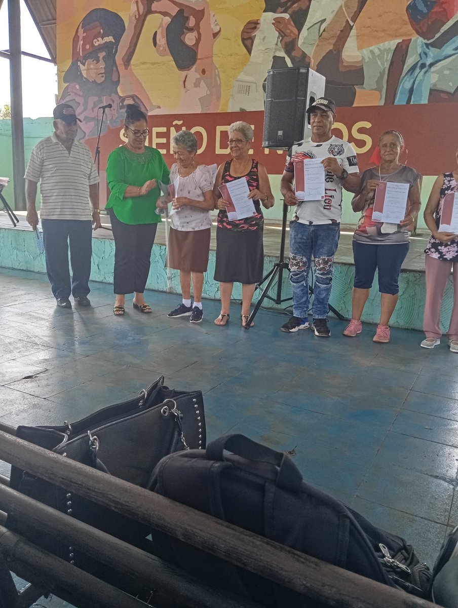 En la Universidad de Moa se realizó en la mañana de hoy la graduación de la Cátedra del adulto mayor <a href="/CubaMES/">MES</a> 
<a href="/WalterBG_MES/">Walter Baluja García</a>