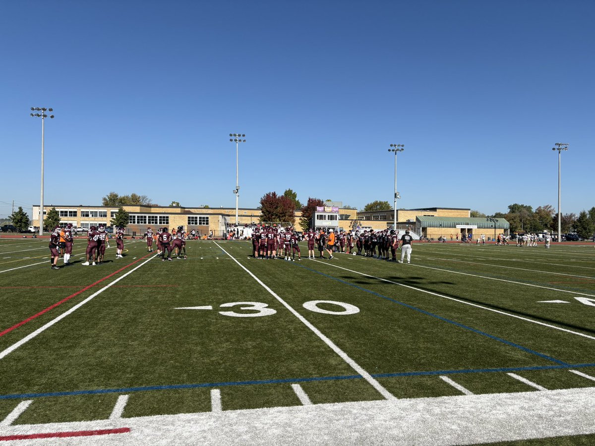 jsmitheducation's tweet image. Annual Every Child Matters game at PJ today. A day filled with fun, competition and reflection. Thank you to our amazing staff leaders for organizing this. Thank you to our student leaders today too. Such a big crowd to cheer on PJ! @GEDSB #everychildmatters