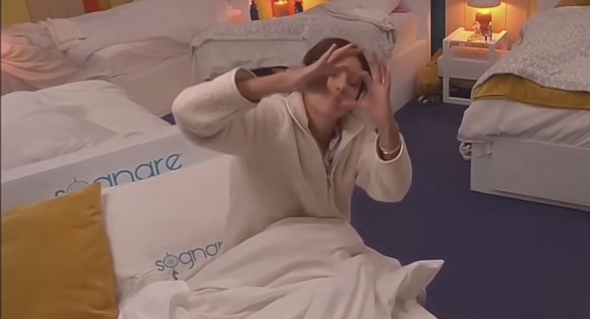 j_ppp_09's tweet photo. preciosa, no te soltaremos!! tienes quien te respalde #TeamMar 🫡❤️👑 @MarContrerasOF 

#MarNoEstáSola
#MarArrasaALaFinal
#MarEnElTop3 https://t.co/sEp2ZiDmdE