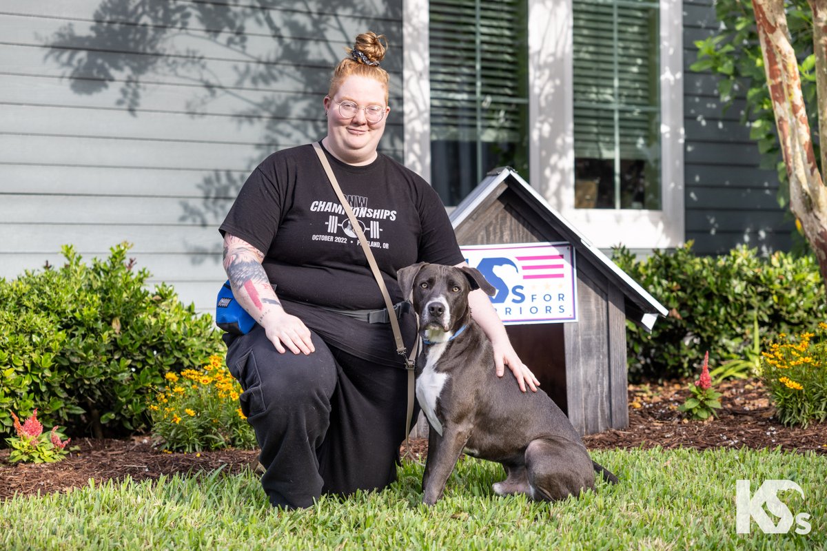 k9sforwarriors's tweet image. Today, we welcome our October class of Veterans as they begin their life-changing journey with their new #ServiceDogs. 

Share your well wishes in the comments below. 👇