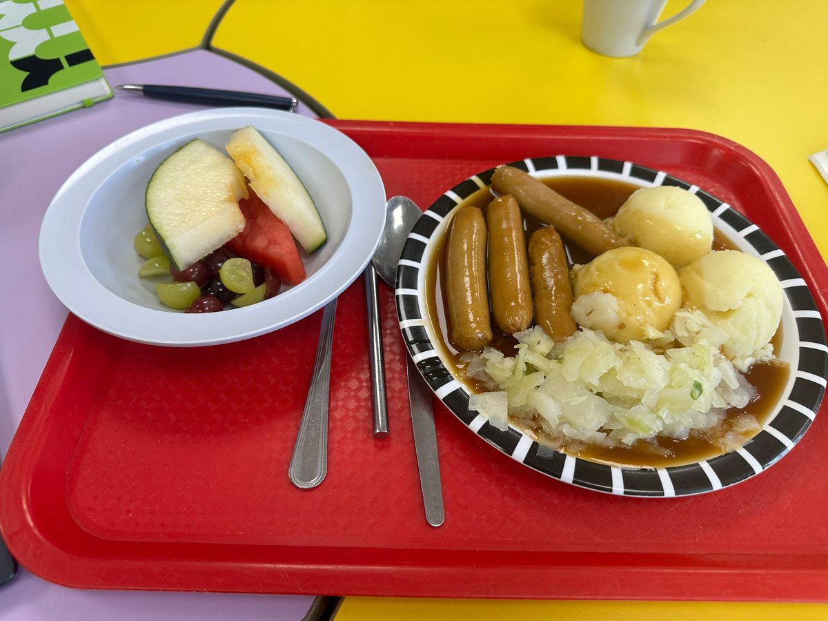 A great day with the team yesterday at <a href="/stelizabethrc/">St Elizabeth Catholic Primary School</a> as part of my THEP role🌟

☕ Warm welcome with tea &amp; a tasty school lunch 🍽️

📊 Pupil progress meetings in the morning

💡 SLT collaboration in the afternoon

Energised &amp; empowered to keep striving for excellence! 🚀