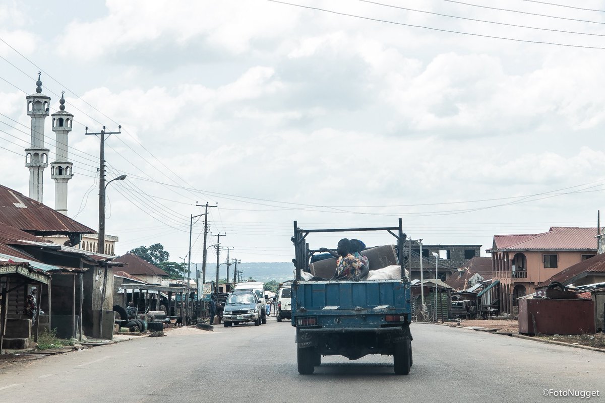FotoNugget's tweet image. PHOTOS: Oke-Ode Town Empties After Bandit Attack Leaves 21 Dead.
The heart of Oke-Ode, Kwara State, where bandits struck at 7:00am. on September 28, 2025, killing 21 people, including local security operatives and forest guards.
Oke-Ode, Kwara
3rd-October-2025