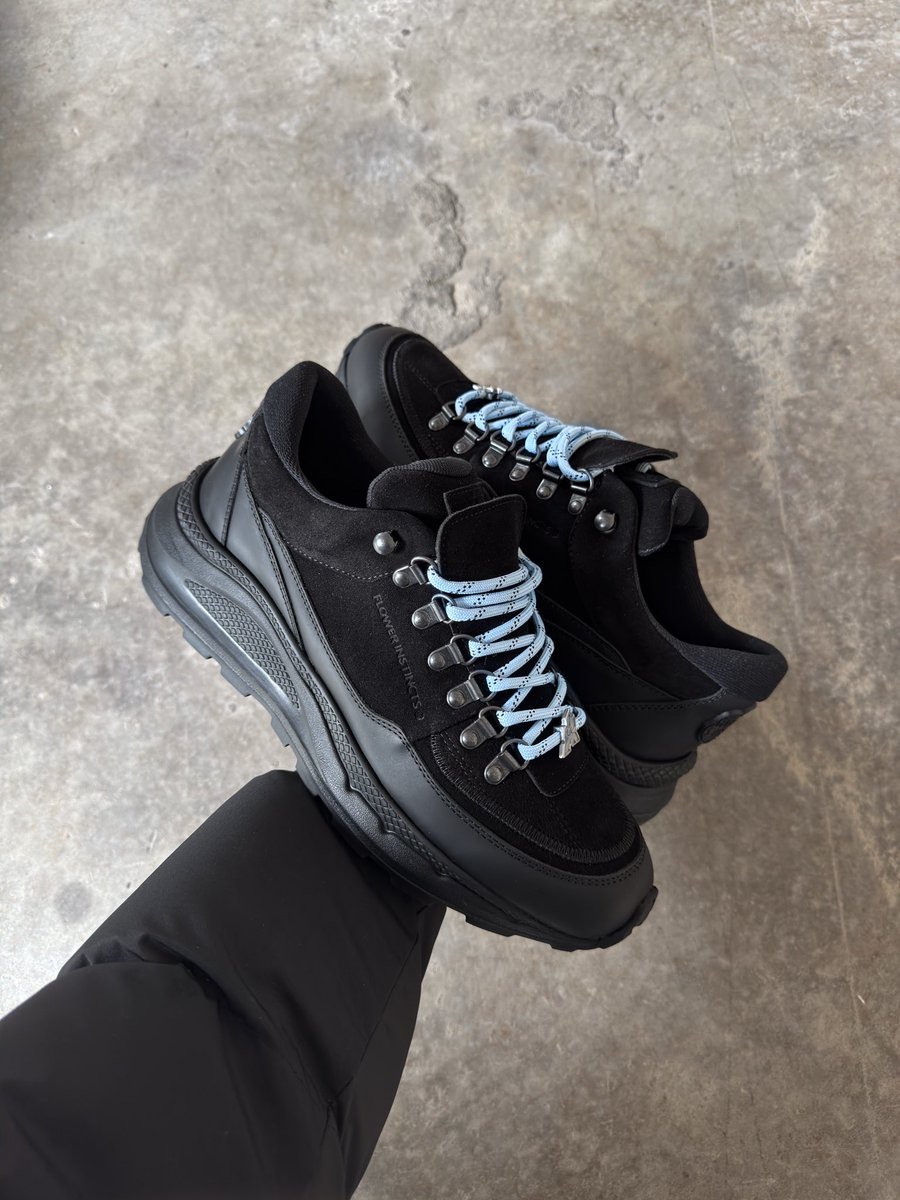 FLOWER INSTINCTS tweet media