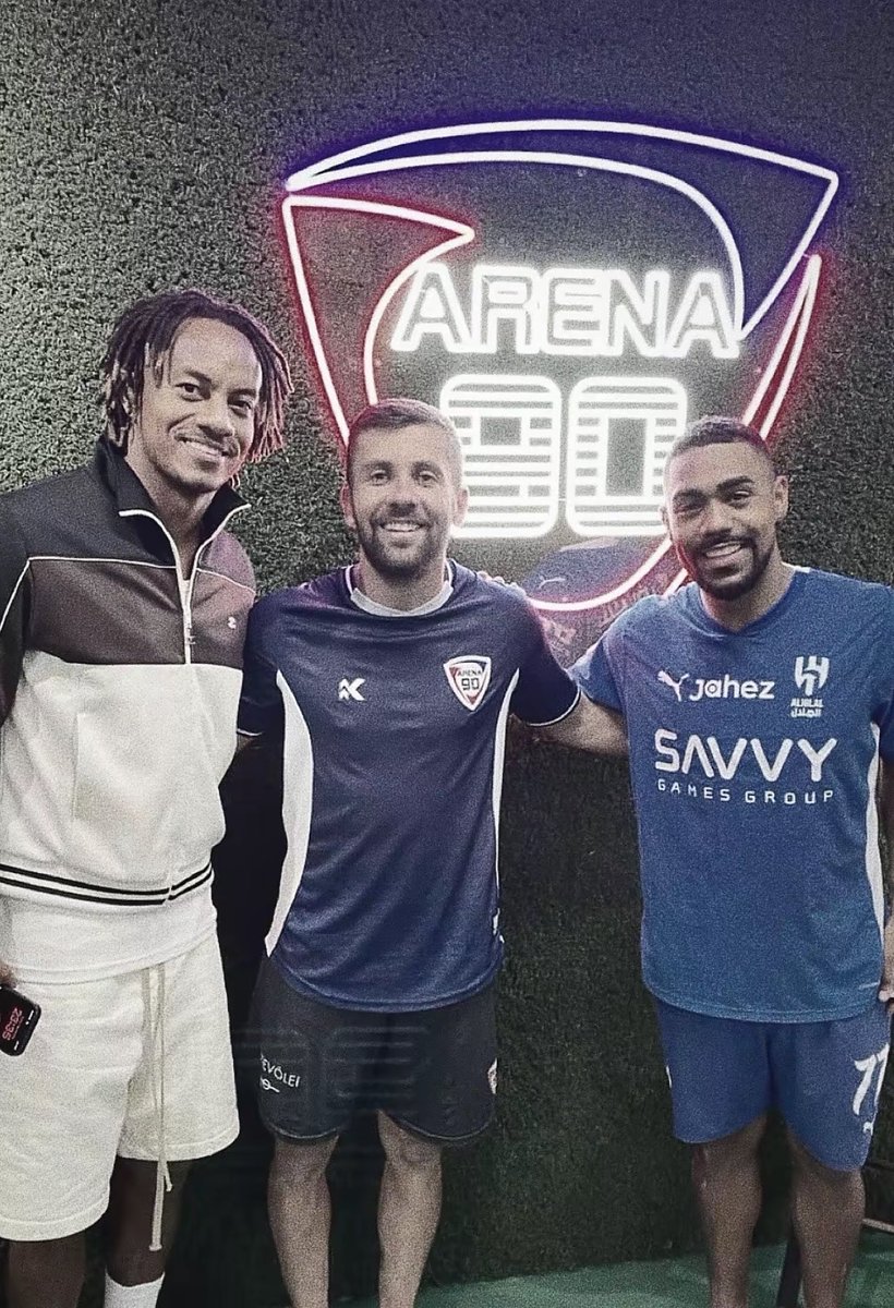 صوره 99٪ من الهلاليين ما شافوها
مالكوم مع الاسطوره كاريلو !

التوصيه وصلت لـ مالكوم من سنتين😰💙💙💙