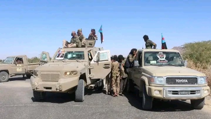 وصول قوات العمالقة إلى حضرموت خطوة تعكس حرصها على حفظ الأمن والاستقرار، وتأكيد أن حضرموت ستظل آمنة محمية برجالها وإخوانهم. وجودهم رسالة قوة وردع لكل من يحاول العبث بأرضها وكرامتها.