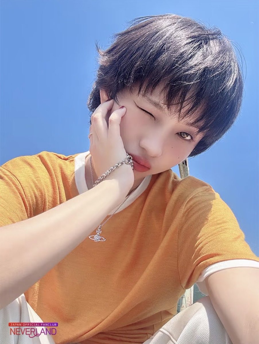 AlonsoNvl's tweet photo. Soyeon Fanclub Japan update https://t.co/f1iqY4LRzs