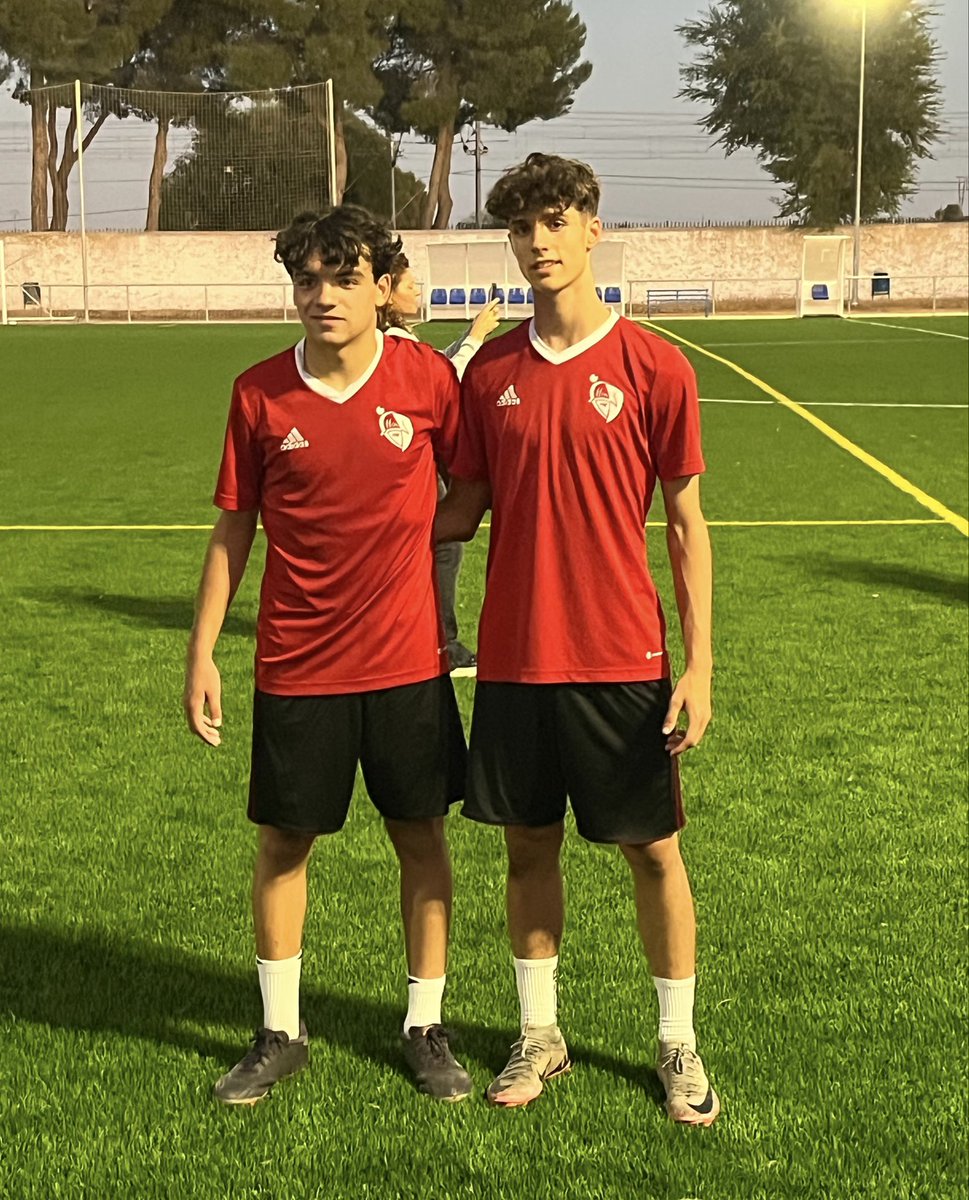 Cantera CF Talavera de la Reina (@canteracft) on Twitter photo 🔝 ¡Nuestra cantera sigue dando pasos firmes!
Dylan Abad y Enzo Orgaz (Sub-14), junto a Agustín Rincón y Ángel Díaz (Sub-16), participaron en los entrenamientos con la Selección de Castilla-La Mancha.  
#CanteraTala 💙🤍 🔝 ¡Nuestra cantera sigue dando pasos firmes!
Dylan Abad y Enzo Orgaz (Sub-14), junto a Agustín Rincón y Ángel Díaz (Sub-16), participaron en los entrenamientos con la Selección de Castilla-La Mancha.  
#CanteraTala 💙🤍