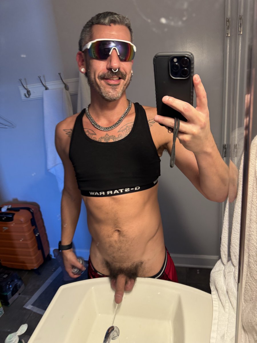 Greasy20 tweet media