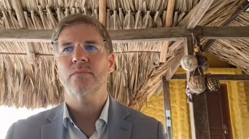 También, Steve Hege, director del <a href="/ilaps_org/">ILAPS</a>, participó en este encuentro académico y resaltó que la JEP sigue siendo la única instancia en la historia moderna en la cual, a través de una negociación política se acordó que tanto la guerrilla de las Farc-EP como el Ejercito