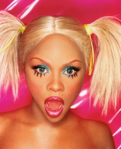bugzgutta's tweet photo. If we keeping it a BUCk
The most impactful female rapper is and will always be kim
It dont matter if she ever put out music again or not .

@LilKim  is the only one who if you remove her from the game .. the whole rap game changes .. https://t.co/hFsssxd8qE