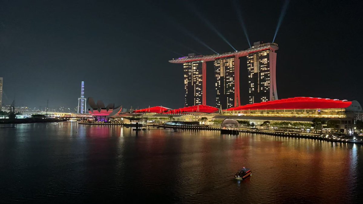 “Crypto is actually going to be the thing that preserves dollar hegemony around the world.” —Donald Trump Jr <a href="/DonaldJTrumpJr/">Donald Trump Jr.</a> @Token2049