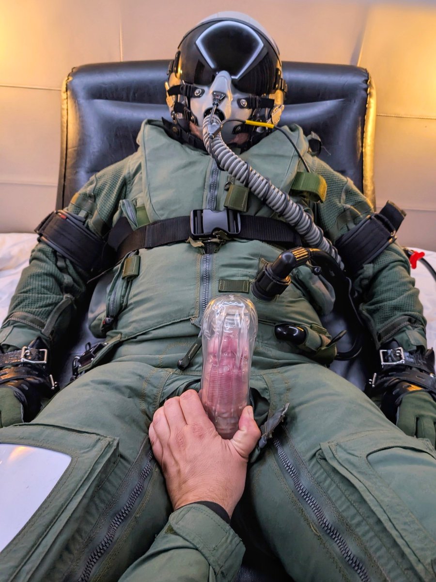 S T U C K N G E A R tweet media