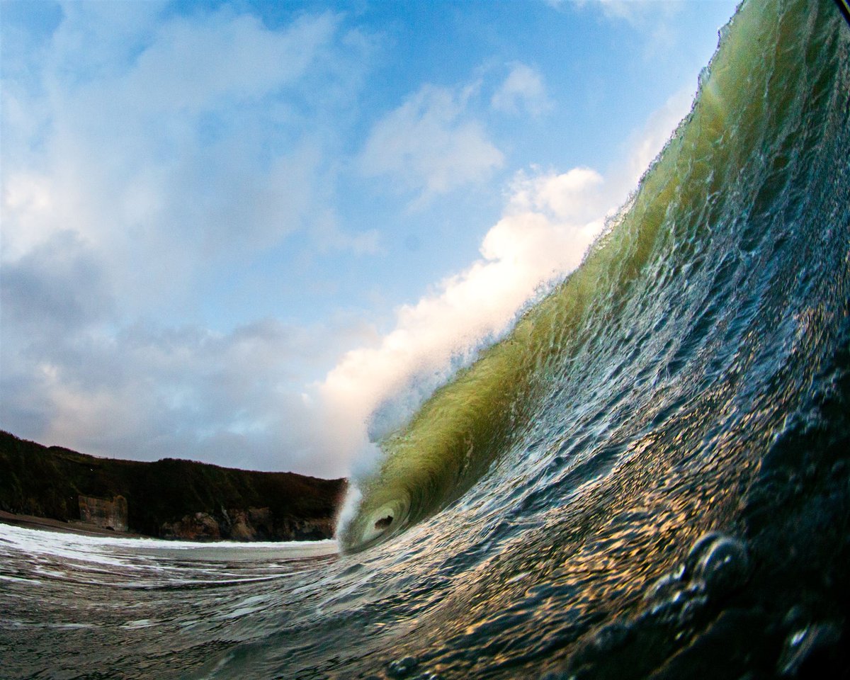 Stormy seas along the Wild Atlantic Way with this changing weather - please take care!

Captured by the talented John Beasley Photography!

#DunmoreHouse #WestCork #WildAtlanticWay #ClonakiltySoul