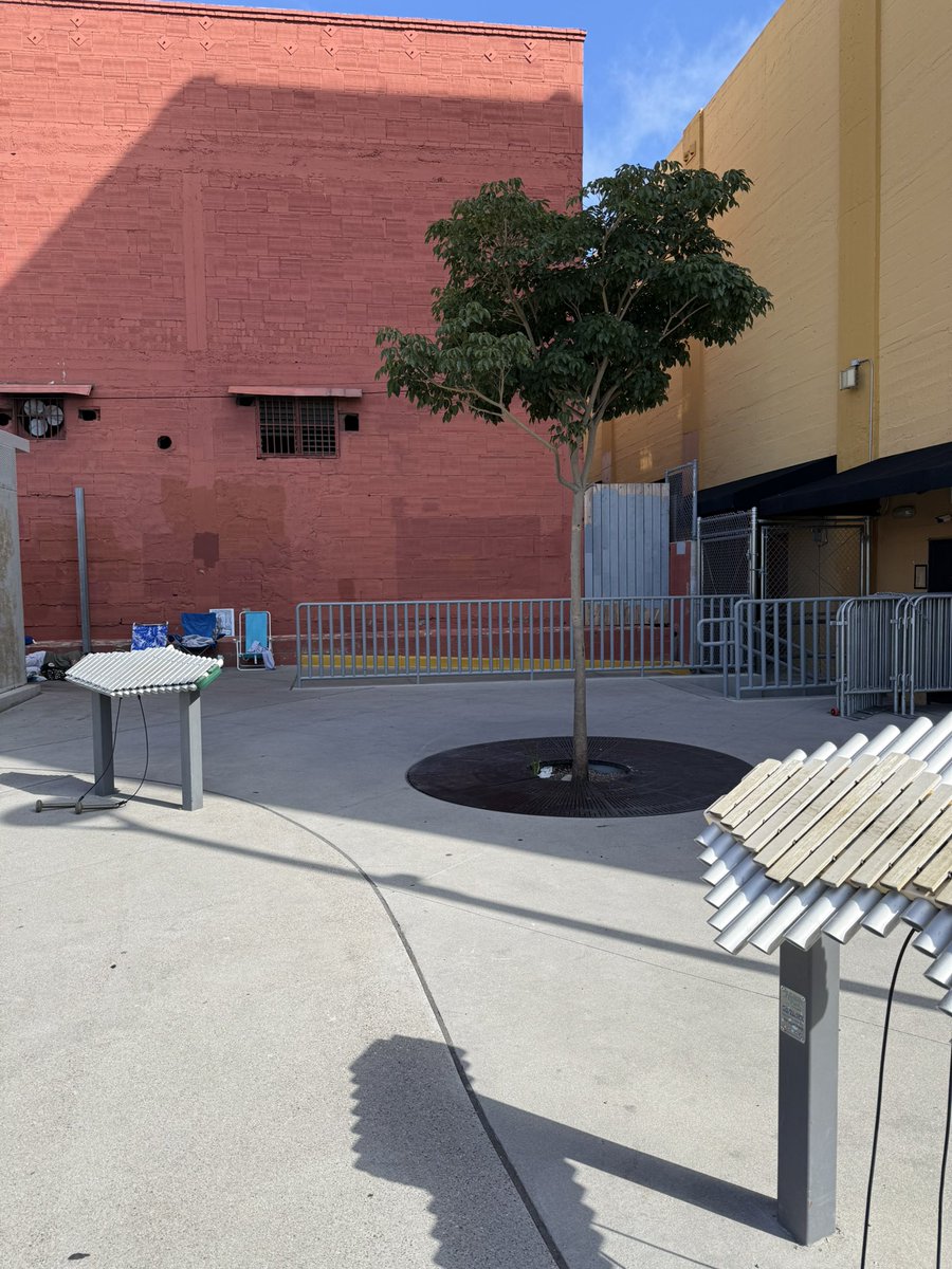 powershred420's tweet photo. for anybody coming to the mirador san diego show tonight, the main entrance of the venue is now in the back. security will have us line up back here in the park, it is no longer on the side. just so there is no confusion when you get to the venue! https://t.co/jdVbfAjH6r