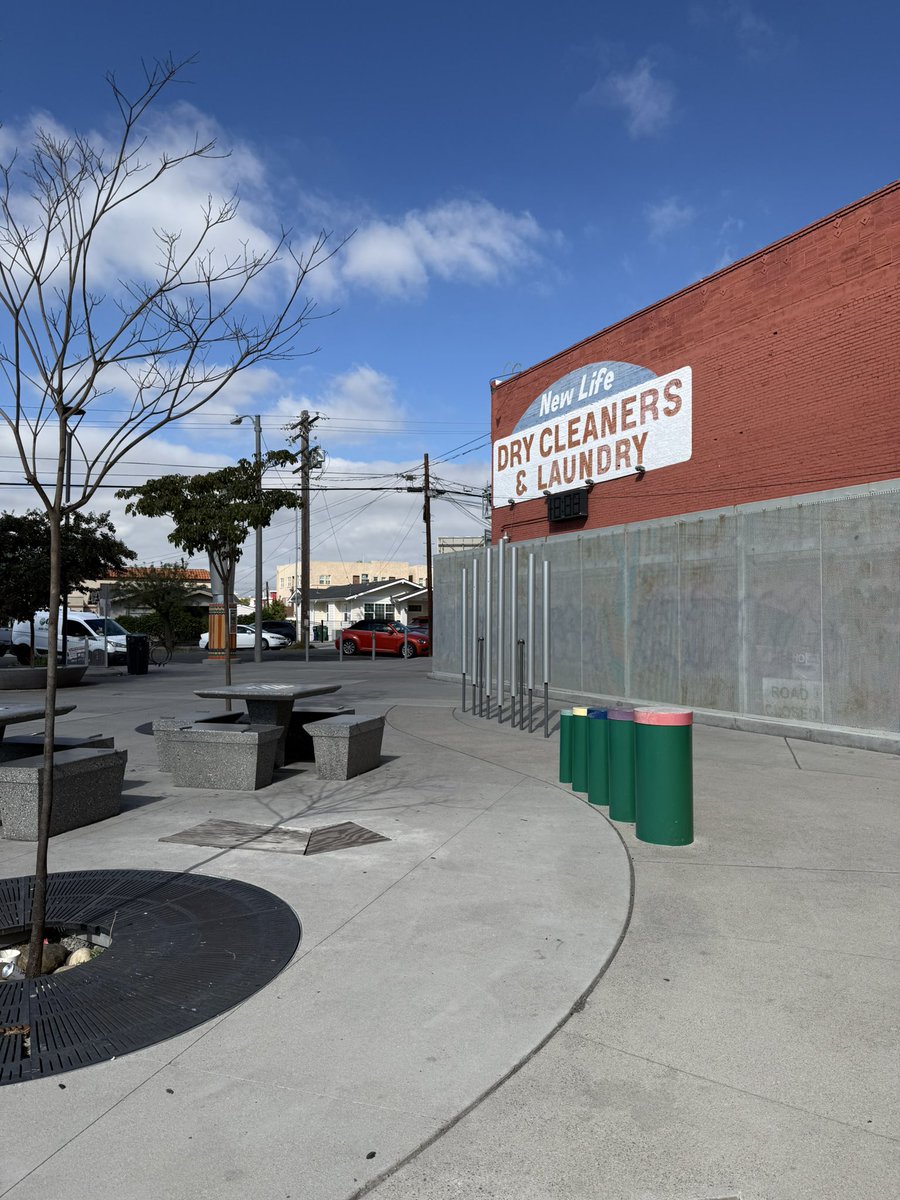powershred420's tweet photo. for anybody coming to the mirador san diego show tonight, the main entrance of the venue is now in the back. security will have us line up back here in the park, it is no longer on the side. just so there is no confusion when you get to the venue! https://t.co/jdVbfAjH6r
