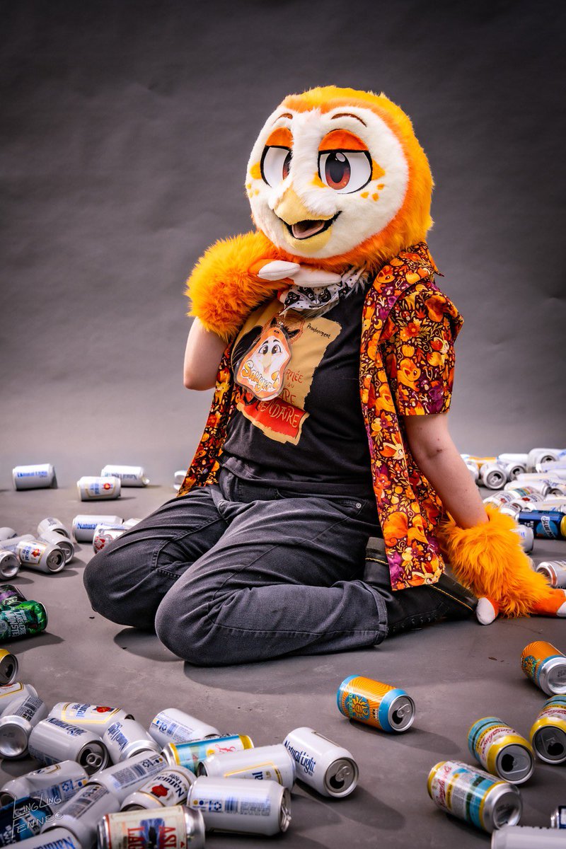 Hey there, tough week? Sit down with me for a minute~

Happy #FursuitFriday 🧡

📸: LingLingFennec
🪡: <a href="/oakleycreations/">Oakley’s Creations 🔜 FP, MFF</a>