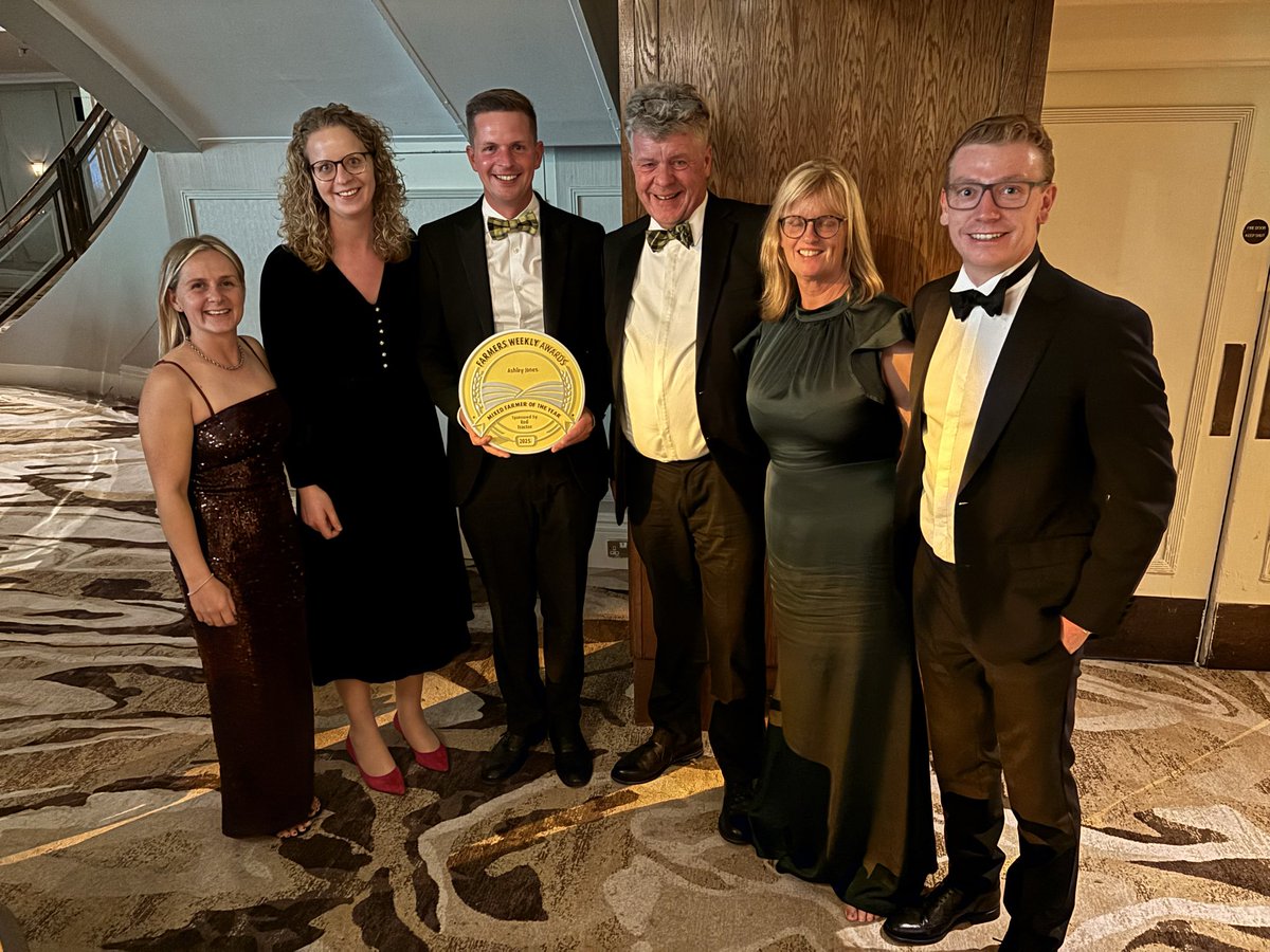 Ashley Jones tweet media