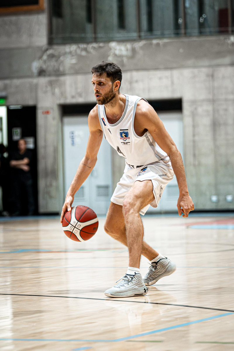 #Uruguayo 🇺🇾 Diego García <a href="/DiegoGa13/">Diego Garcia</a> aportó 12 pts, 5 reb, 4 asist, 2 rec en 30 min para la victoria de <a href="/CSDColoColo/">@CSDColoColo</a> sobre <a href="/puentealtocd/">Puente Alto C.D</a> 67 a 59 por la <a href="/liga_nacional/">LNB Chile</a> de Chile