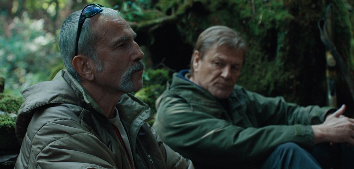 The first hour of ANEMONE (2025) was probably my favorite movie of the year. The heart of it was the fraught fraternal bond of Daniel Day-Lewis and Sean Bean, two men with heavy burdens from their past. The audiovisuals are an electric fever dream of abstract images and almost