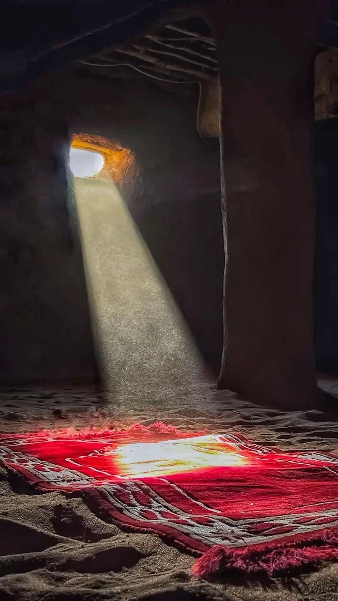 Kuranyolumuz's tweet photo. ''Sakın Allah'ın rahmetinden ümidini kesenlerden olma!''

(Hicr Suresi 55. Ayet) https://t.co/JlGmpGlQDx