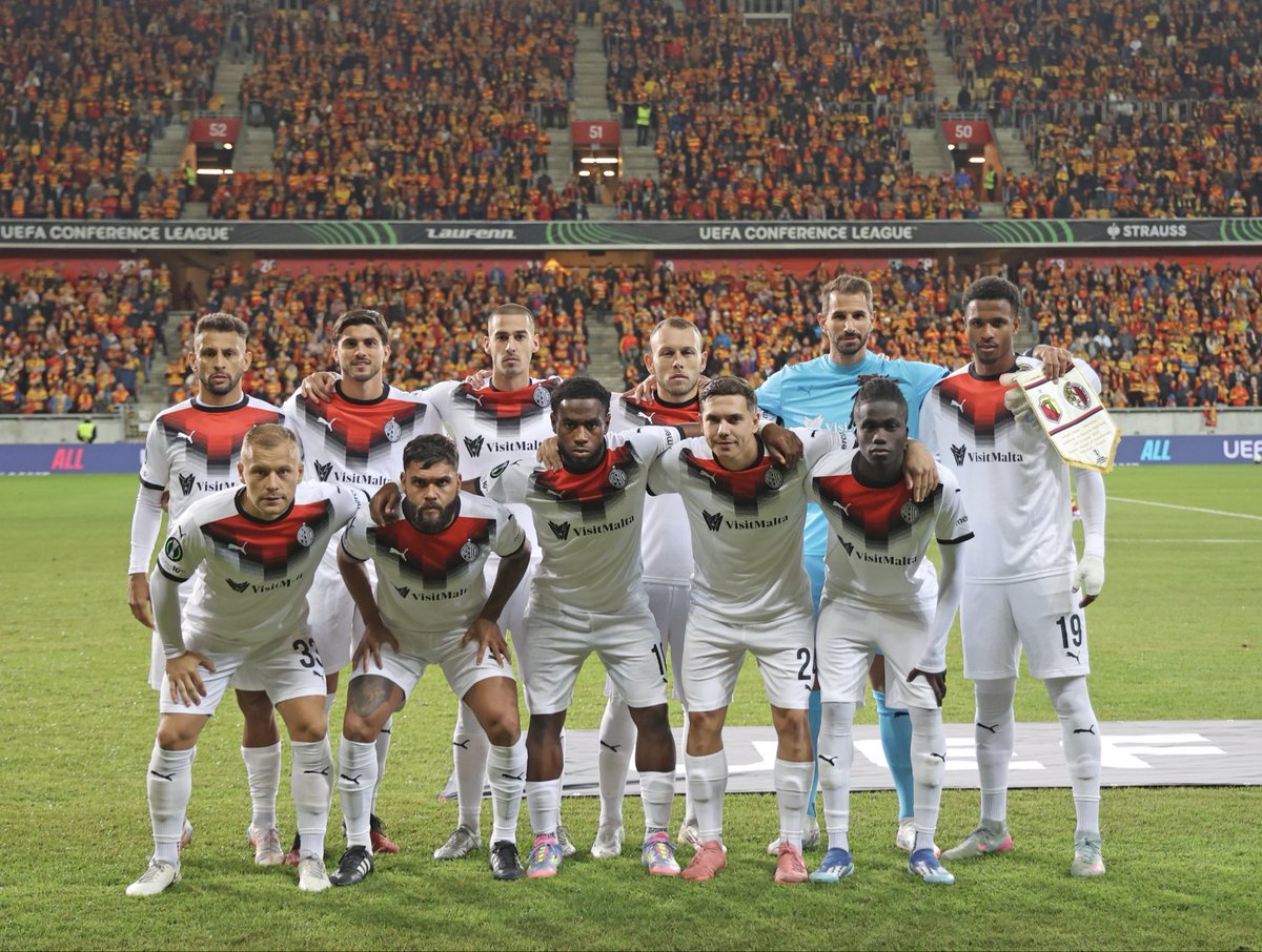 Simkiuks's tweet photo. UECL Night⭐️ We fight till the end🔴⚫️⚔️ https://t.co/Djlp8ZzS7w