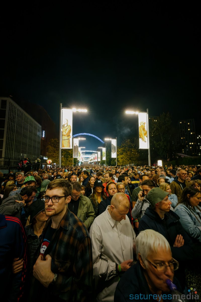 Some pics from last weekend. 

All off the iPhone 17 pro Max.

Here's to happier times.

We shall dance again. Music will heal us.

Shabbat Shalom. Peace and love to everyone.

#iPhone17ProMax