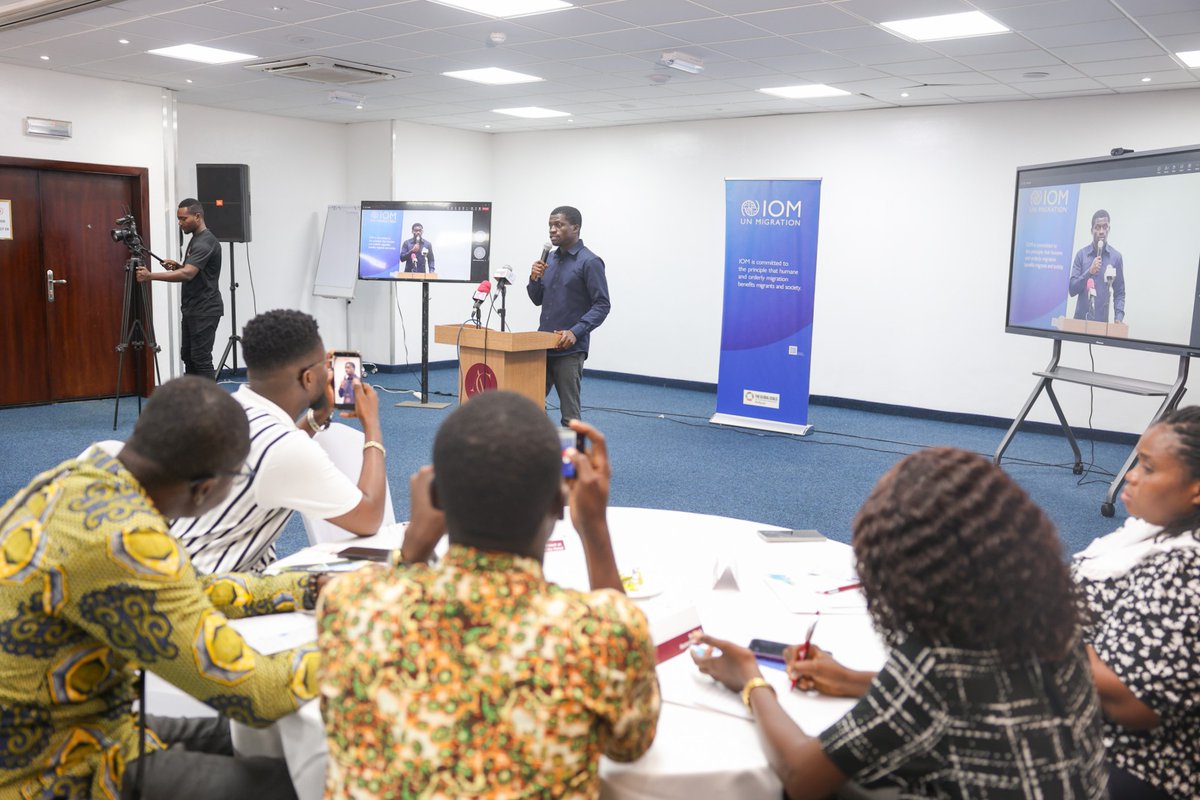 IOMGhana's tweet image. IOM Ghana &amp;amp; @AccraMetropolis held a media briefing as a follow-up from #ACS2.
The event funded by @IOMDevFund shared research findings from 🇬🇭, 🇪🇹 &amp;amp; 🇧🇮 on climate change &amp;amp; human mobility, highlighting recommendations on data, gender, and policy integration from the study.
