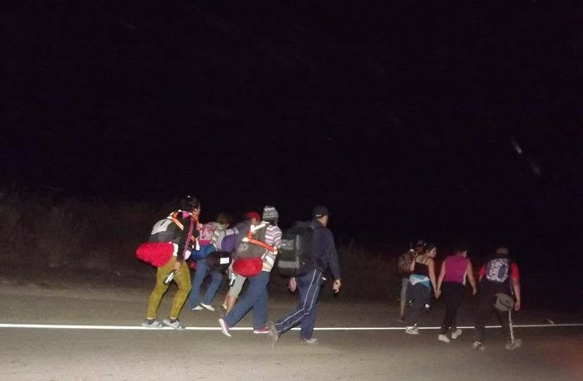 TTICoquimbo's tweet photo. ATENCIÓN Región de #Coquimbo: La Fiesta Chica de #Andacollo congregará cientos de peregrinos entre este viernes 03/10 y el domingo 05/10.
Toma medias de seguridad si transitas en vehículo o como peatón.
Recomendaciones👉🏻 https://t.co/VLGfjqcbCF

(📷 referencial) https://t.co/QzfCnym4Oq
