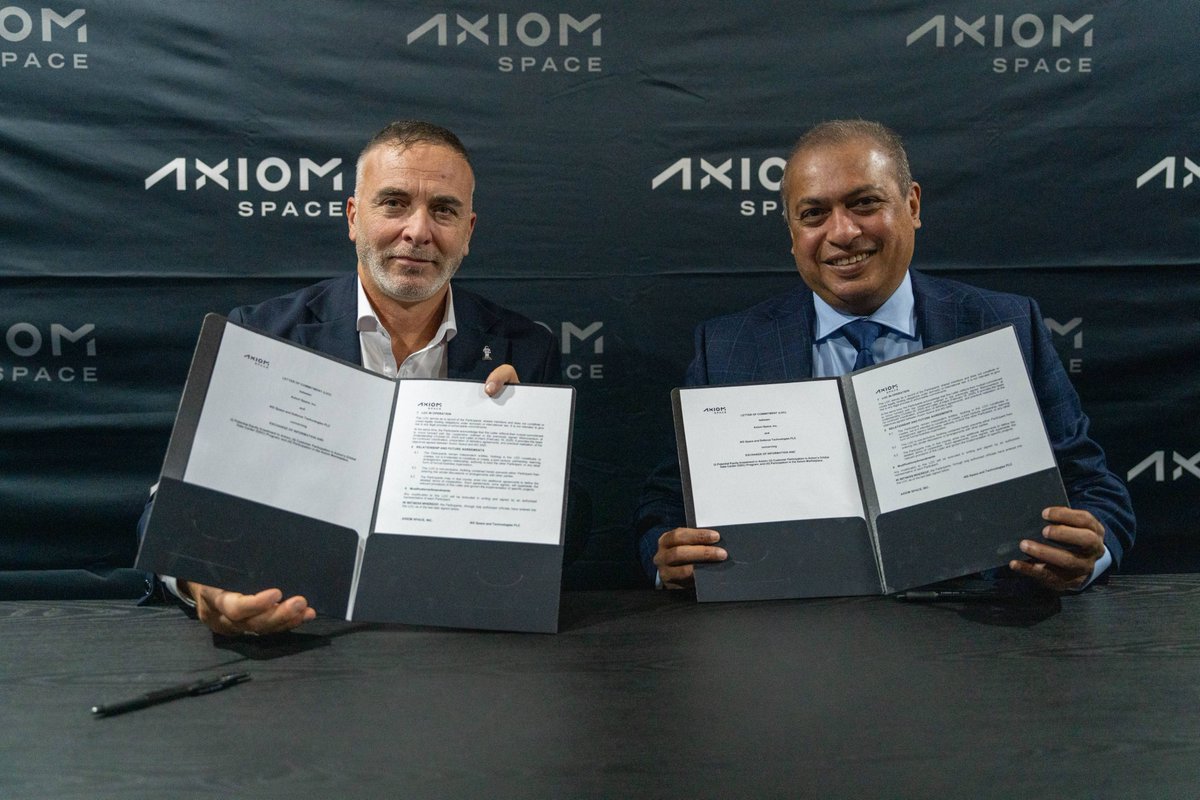 Axiom_Space's tweet image. Axiom Space and 4iG Space and Defence Technologies have signed a Letter of Commitment to collaborate on our Orbital Data Center program. Together, we will work to bring advanced space infrastructure and innovation initiatives to #Hungary and other key markets, strengthening…