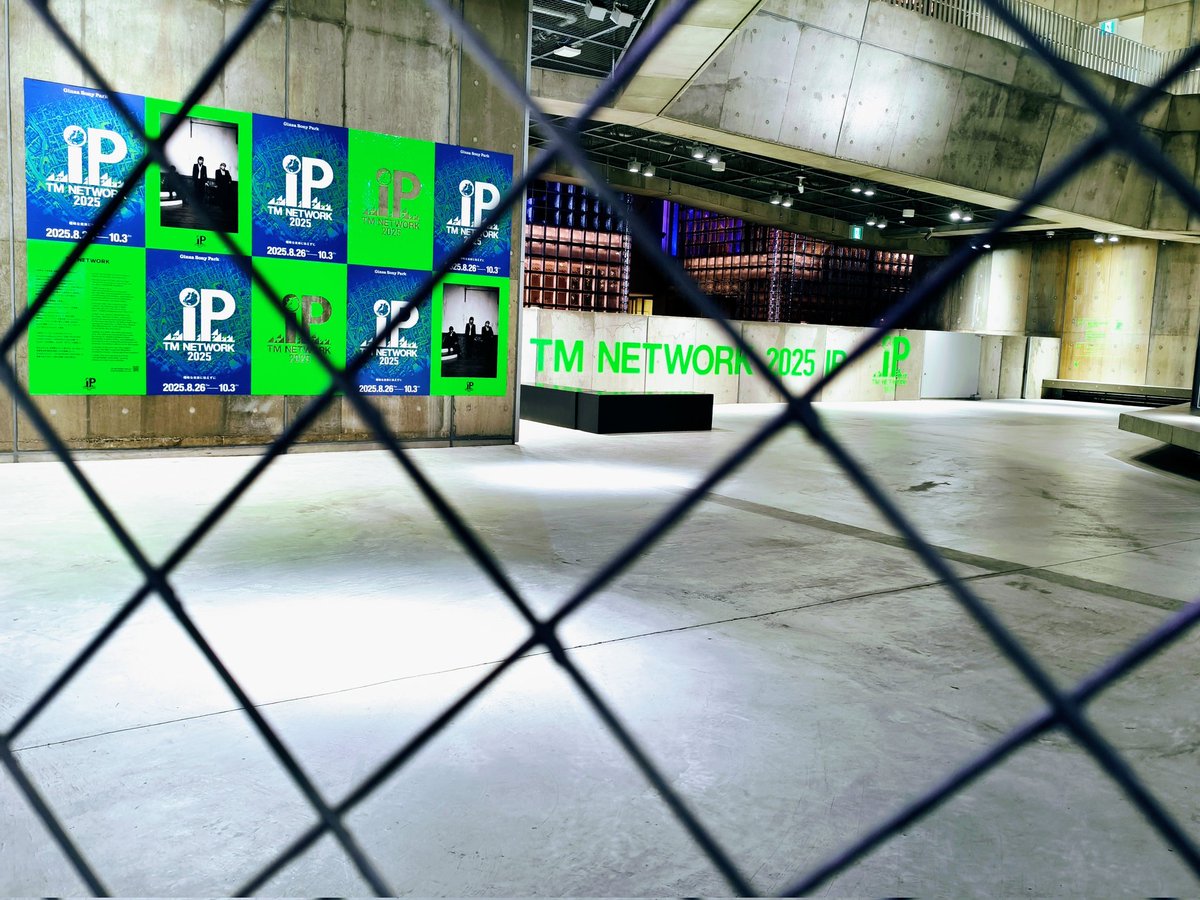 銀座で開催されていたTM NETWORK 2025 IP、終わちゃいましたね。
最終日、せめて最後にシンセ弾けたらと急いで向かったものの、間に合いませんでした…
#TMNETWORK
#TM2025IP #GinzaSonyPark