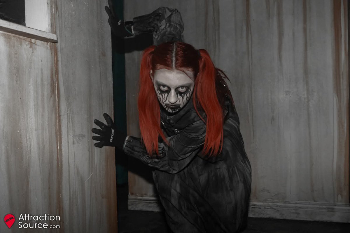 AD - FRIGHT NIGHTS returns to Thorpe Park for 2025, unleashing frights and horrors across the park. Check out our full review of the event over on our website! 

👉 attractionsource.com/2025/10/03/fri…