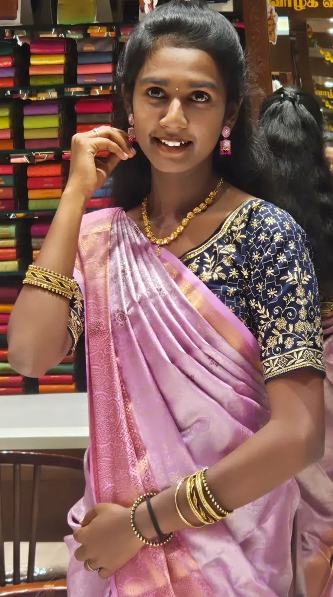 insta_modelz's tweet photo. #Ragavi 😻
#samantha #sreeleela #mrunalthakur #rashmikamandanna #kritisanon #meenakshichaudhary #keerthysuresh #saipallavi #rukminivasanth #malavikamohanan #kalyanipriyadarshan #bhagyashriborse #shraddhakapoor #priyankamohan #poojahegde #ashikaranganath #kantara #KantaraChapter1 https://t.co/kKgxvludmZ