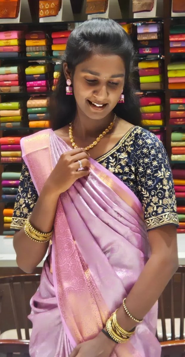 insta_modelz's tweet photo. #Ragavi 😻
#samantha #sreeleela #mrunalthakur #rashmikamandanna #kritisanon #meenakshichaudhary #keerthysuresh #saipallavi #rukminivasanth #malavikamohanan #kalyanipriyadarshan #bhagyashriborse #shraddhakapoor #priyankamohan #poojahegde #ashikaranganath #kantara #KantaraChapter1 https://t.co/kKgxvludmZ