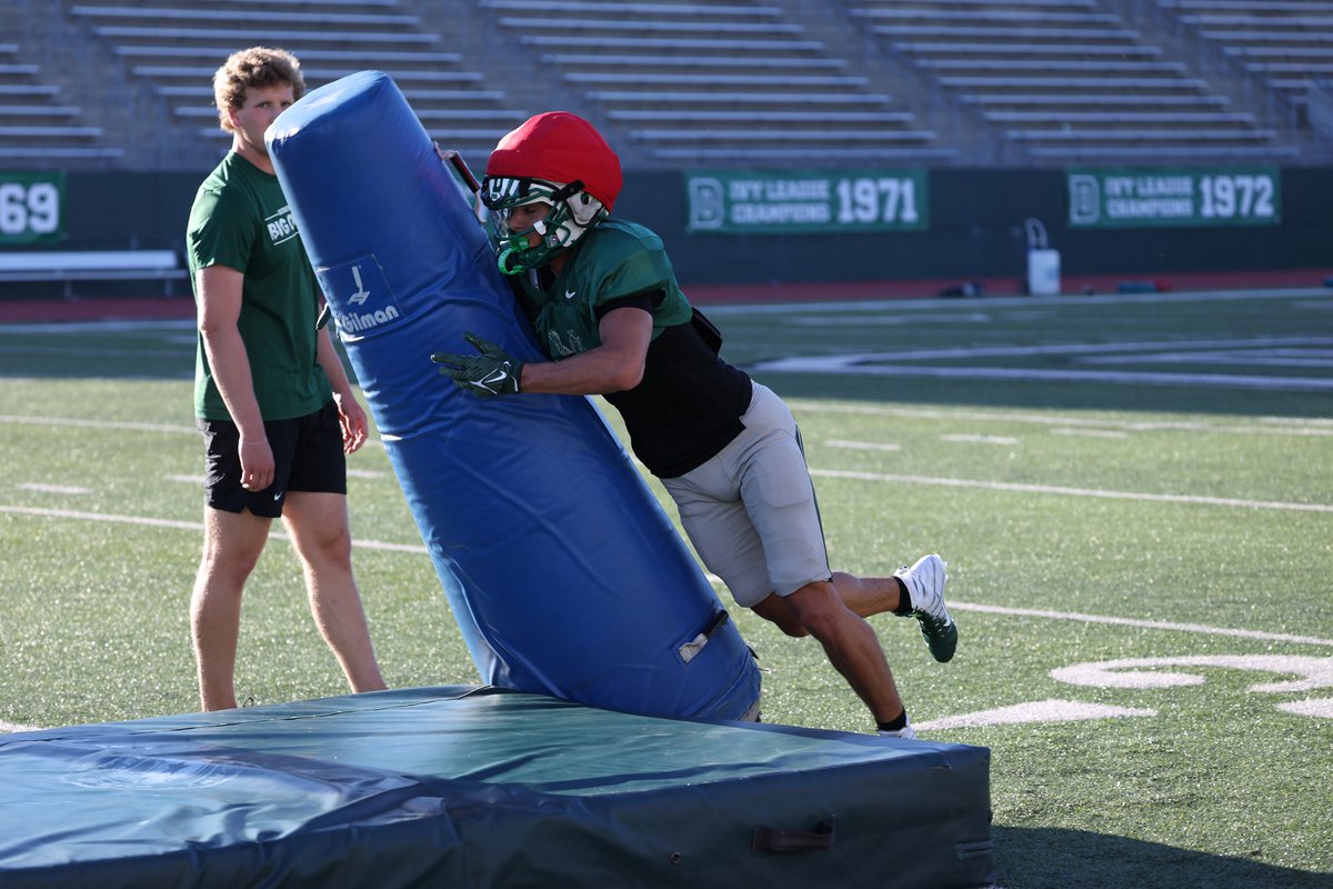 dartmouthsports's tweet photo. Check out the latest issue of the Journal of Athletic Training, featuring Coach Teevens’ lasting impact on player safety. Dartmouth’s no player-on-player tackling philosophy teaches athletes safer techniques that translate directly into games. By emphasizing proper form and technique, this approach helps reduce head impact exposure while maintaining defensive effectiveness. This research collaboration between Athletics and Neuropsychology offers powerful evidence for policy changes that can prioritize both player safety and competitive performance.  
  
📰 | https://t.co/jgGhTP4IpW
 
#GoBigGreen | #TheWoods