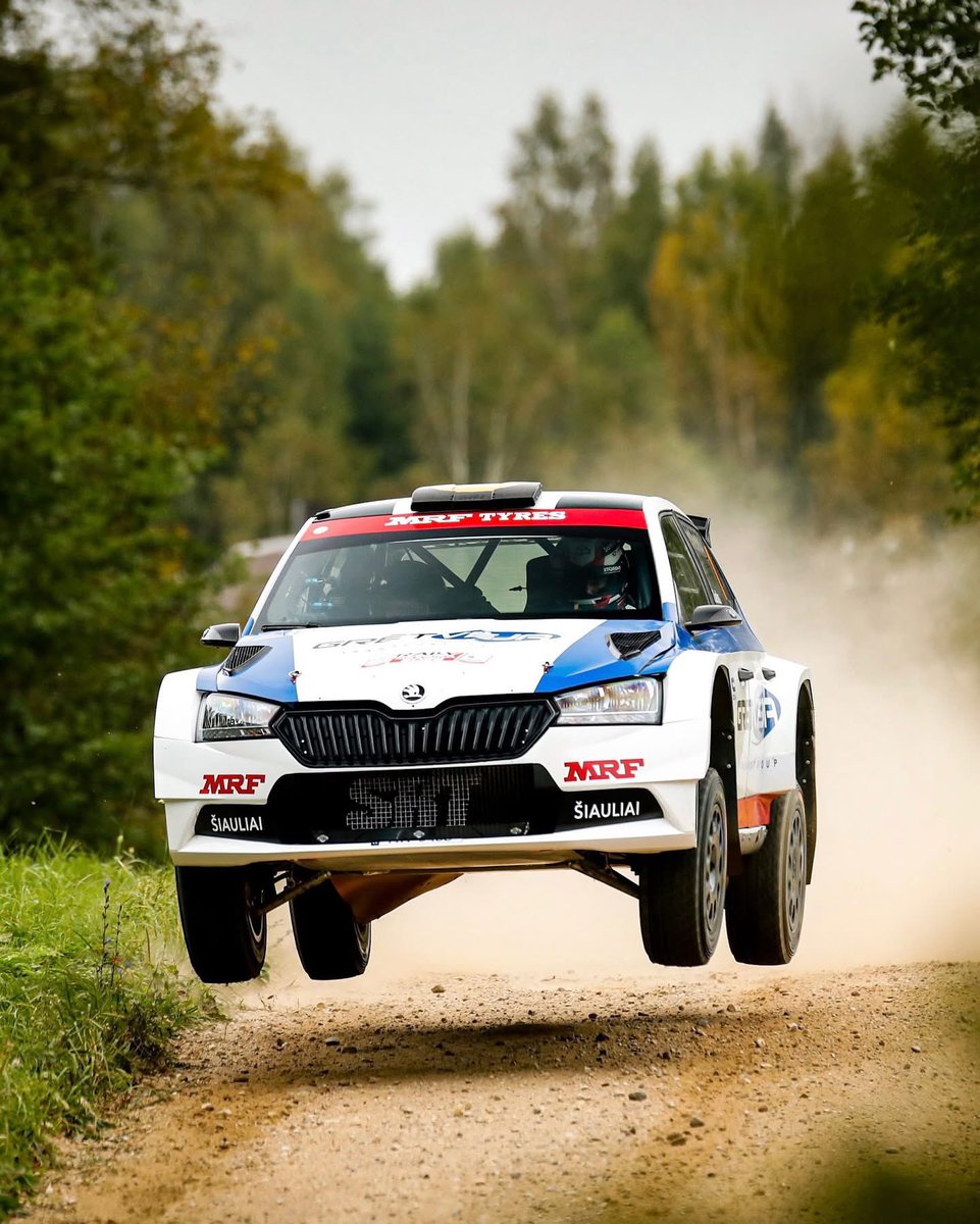 What a Friday! 😇 🙌
Four stage wins out of five and almost a 10-sec lead in hand.  Huge thanks to the team. It’s going to be a busy day tomorrow with eight special stages and total distance of 72.58 km!

#RallyAukstaitija #MartinsSesks #RenarsFrancis 
#SRT #SRTProto2 #MRFTyres