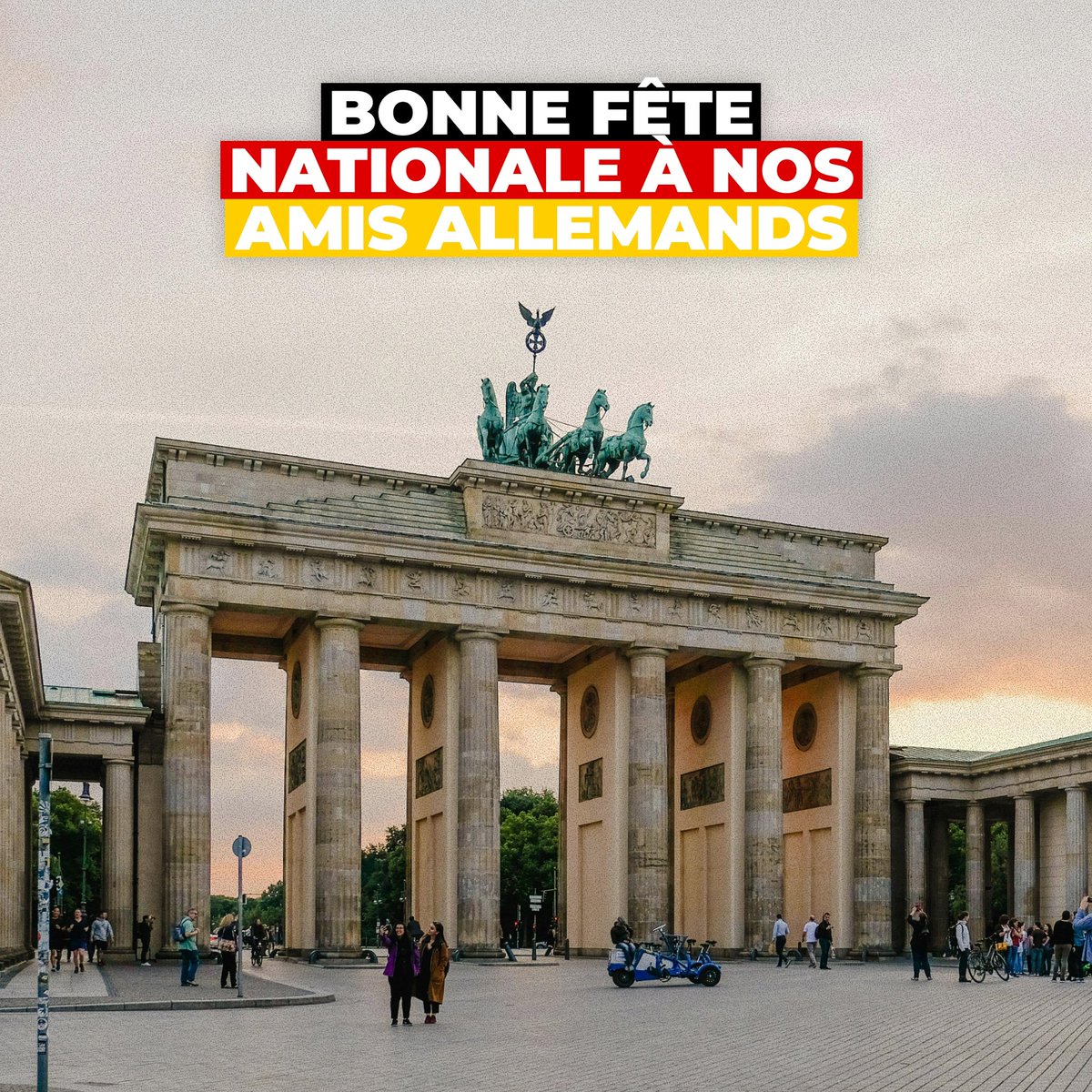 Tag der Deutschen Einheit! 🇩🇪 

Il y a 35 ans, le traité d’unification allemande entrait en vigueur. 

Le mur de Berlin était tombé un an plus tôt, ouvrant la voie à la réunification de notre famille européenne.