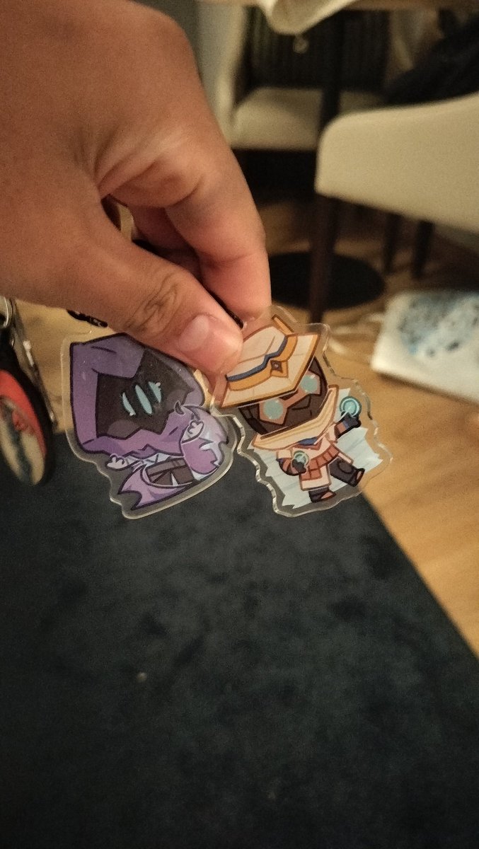 Goated keychains from <a href="/truebun/">amy 🪐 trukoo!</a> 
Will treasure these forever!

Hope this reduced your baggage load XD