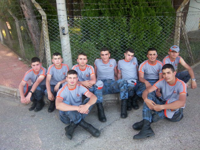 Çocuklar adalet sisteminin kurbanı olmasın.

AskeriÖğrenciler İçinAdalet