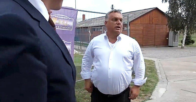 GDP po glavi stanovnika(PKM) Mađarske je 2010. u trenutku dolaska #ViktorOrban na mesto premijera bio 1/3 veći od rumunskog i za 12% od poljskog. Danas su Rumuni jači od Mađara za 5%, a Poljaci za 1/5.

Toliko o uspešnom bratu.