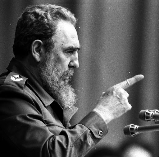 Cancillería de Cuba (@cubaminrex) on Twitter photo “No somos simples espectadores. Este mundo es también nuestro mundo. Nadie (...) tomará la palabra por nosotros. Solo nosotros, y solo unidos, podemos rechazar el injusto orden político y económico mundial que se pretende imponer a nuestros pueblos”.
#100AñosConFidel “No somos simples espectadores. Este mundo es también nuestro mundo. Nadie (...) tomará la palabra por nosotros. Solo nosotros, y solo unidos, podemos rechazar el injusto orden político y económico mundial que se pretende imponer a nuestros pueblos”.
#100AñosConFidel