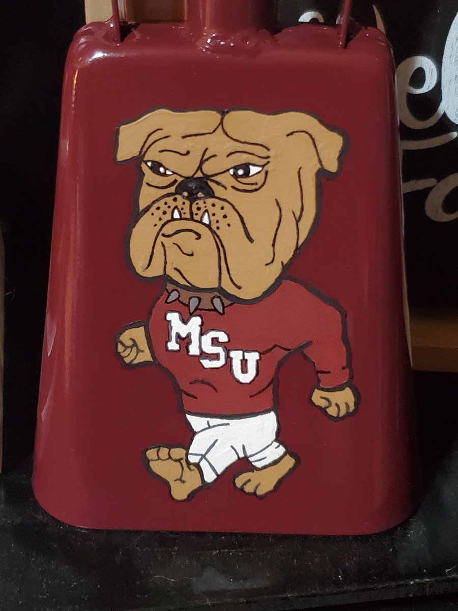 Cowbell_Cobra's tweet photo. First time painting a cowbell was a success I must say.

#HailState #MaroonFriday https://t.co/mItYrVHy0v