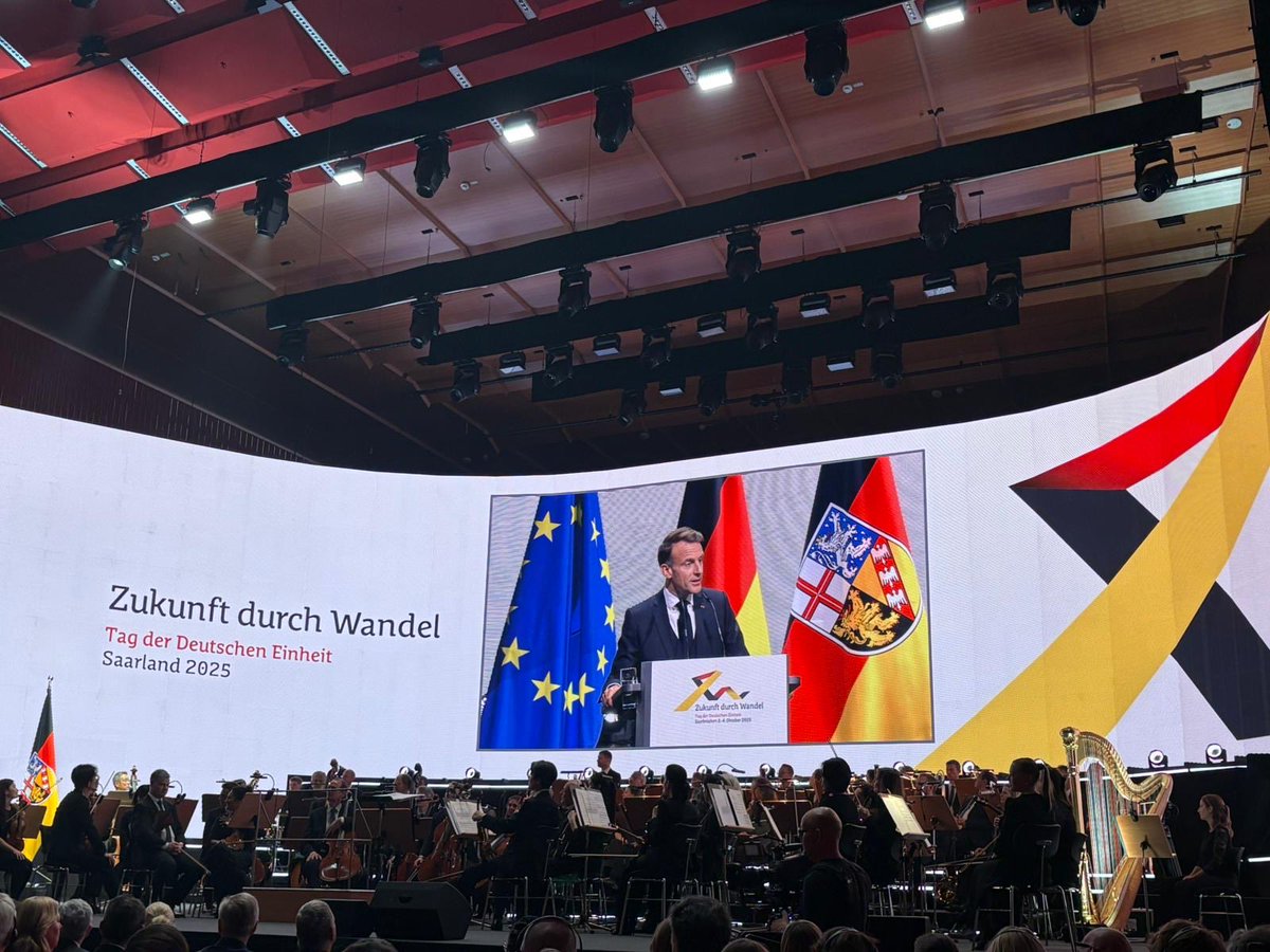BelBotschaft's tweet image. 🇧🇪🤝🇩🇪

Es war mir eine große Ehre, heute in Saarbrücken an den Feierlichkeiten zum Tag der Deutschen Einheit teilzunehmen. Ein starkes Zeichen für europäische Verbundenheit und Freundschaft.

#TagDerDeutschenEinheit #Saarland #ZukunftDurchWandel #3Oktober